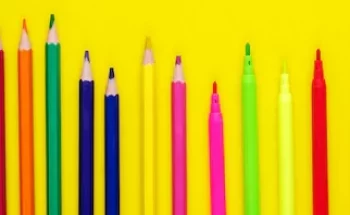 wooden-letters-arranged-phrase-back-school-pencils-felt-tip-pens-yellow_85601-370